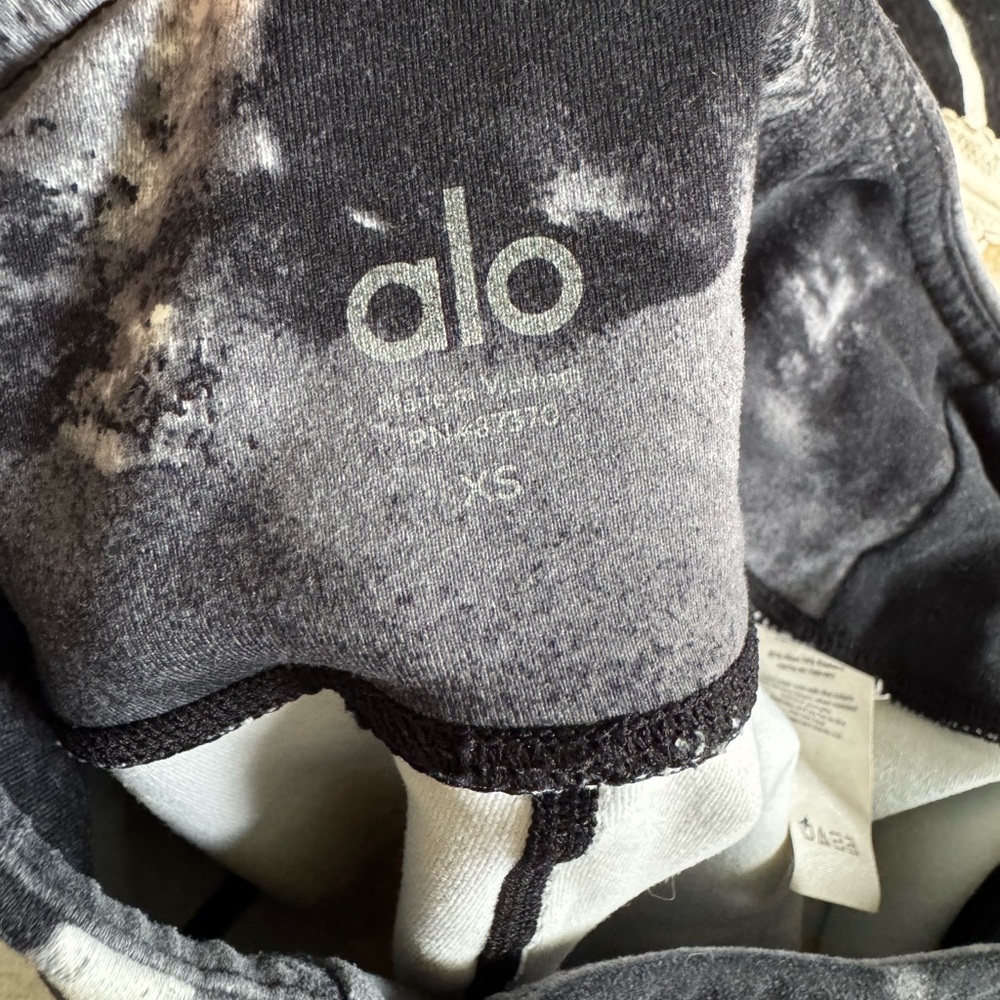 ALO Yoga High Waisted Goddess Leggings XS Black White Tie Dye Pants NO LOGO - Picture 7 of 7